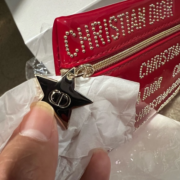 Brand new CD Beauté cosmetic pouch - Picture 3 of 5